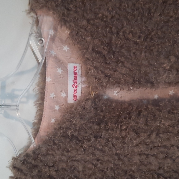 Girls Fuax Curly lamb vest, size Large - Picture 2 of 5